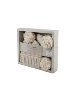 TOTES Knitted Hat And Scarf Set -Totes V98D8 SQ3 0000000067 CREAM SLd