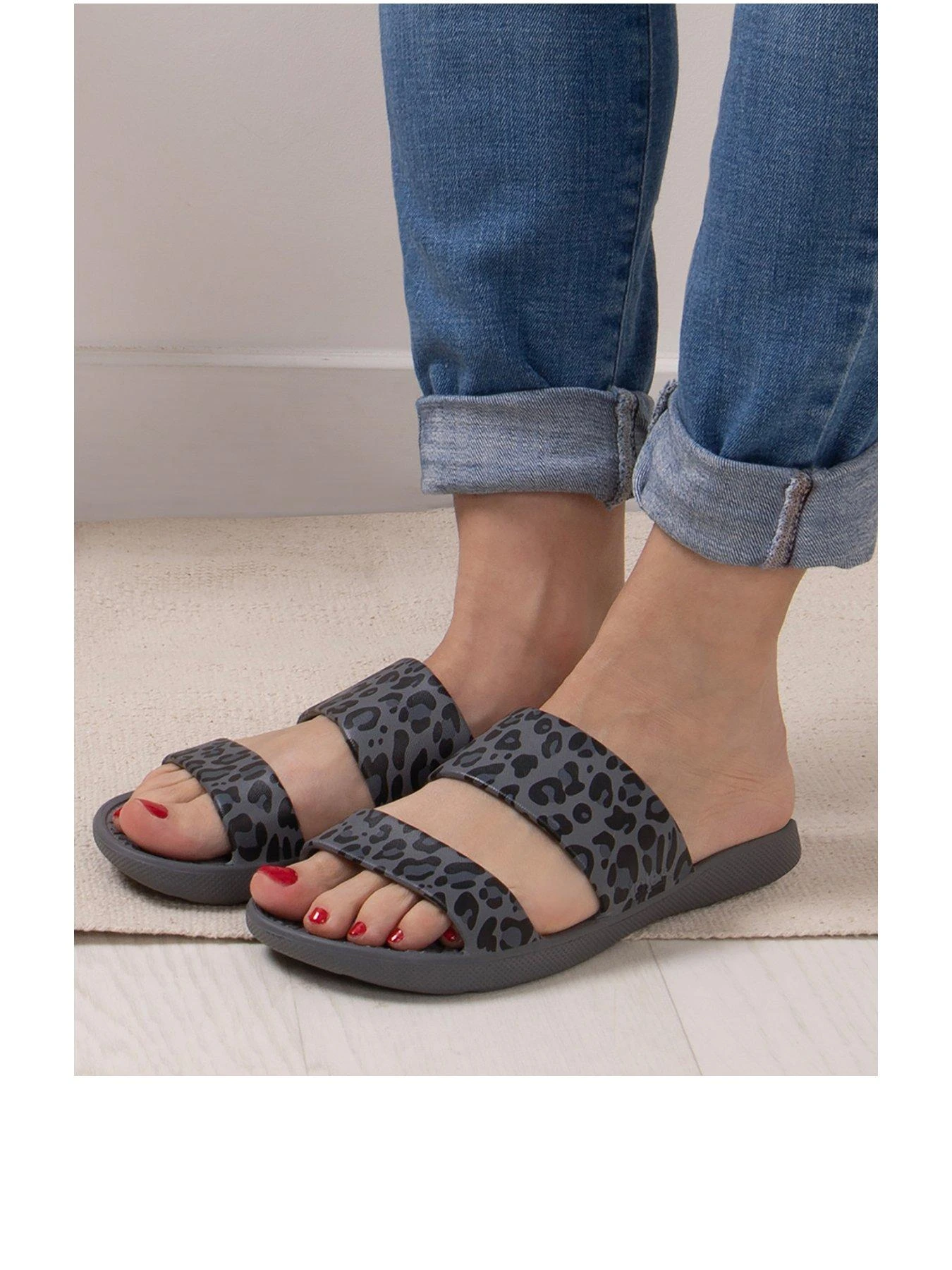 TOTES Ladies Solbounce Double Strap Sandal - Print 4 TOTES Ladies Solbounce Double Strap Sandal - Print - Image 2