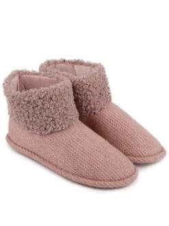TOTES Isotoner Cable Boot With Curly Fur Cuff - Pink